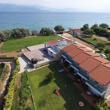 Christopoulos Villas Айгио Екстериор снимка