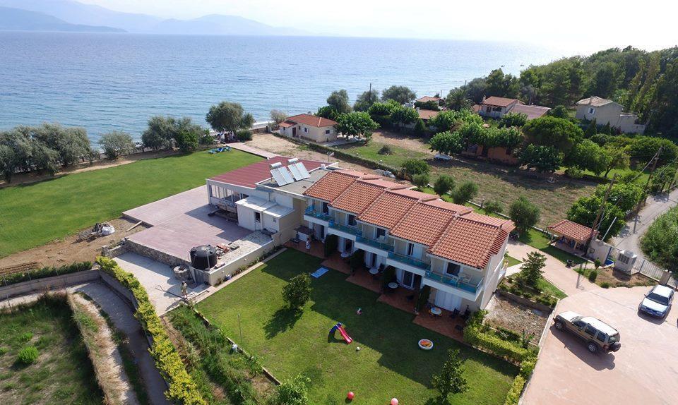 Christopoulos Villas Айгио Екстериор снимка